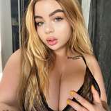 2busty2hide leaked from onlyfans