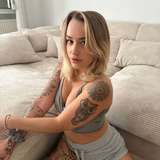 hakuna.mavie leaked from onlyfans