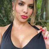 hotmomvictoria leaked from onlyfans