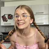 naughtyy_ellie leaks from onlyfans