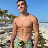 thonygreyfree leaked from onlyfans
