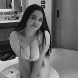 xrosyredx leaked from onlyfans