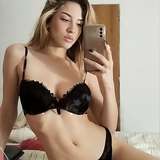 bellamonroeee18 leaked from onlyfans