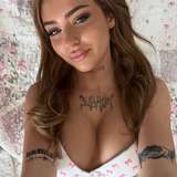 laura.caroline leaked from onlyfans