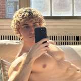 blondecurlyboy leaked from onlyfans