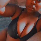 hott-mom leaked from onlyfans