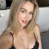 alinaloveeeee leaked from onlyfans