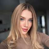 comely_ellie leaked from onlyfans
