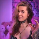 leahsinsxoxo leaked from onlyfans
